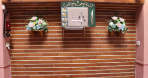 Parroquia Nuestra Señora de Los Álamos - Sagrario frontal
