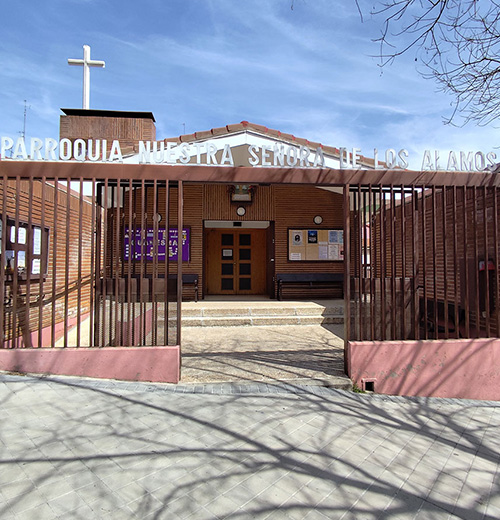 entrada-parroquia-los-alamos