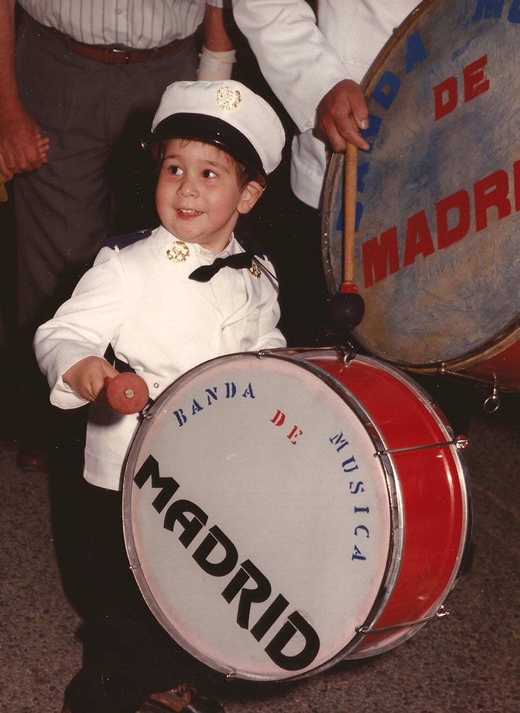 Historia-imagenes-parroquia-los-alamos-38-procesion-madrid-1993