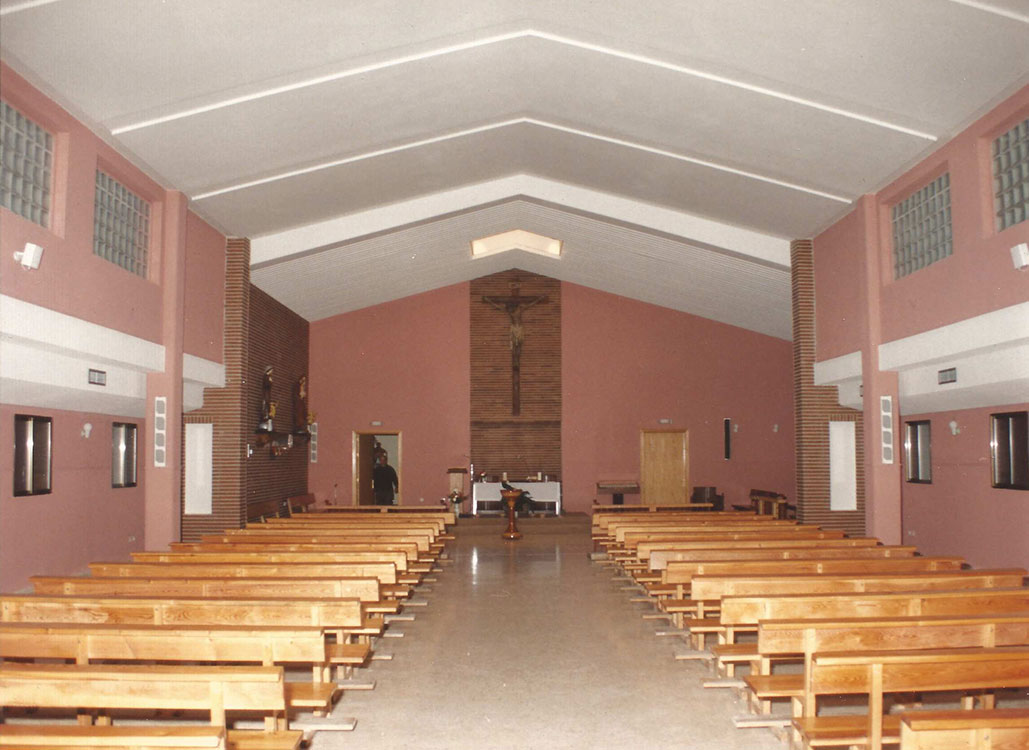 Historia-imagenes-parroquia-los-alamos-53-parroquia-templo-segunda-fase-terminada-1994