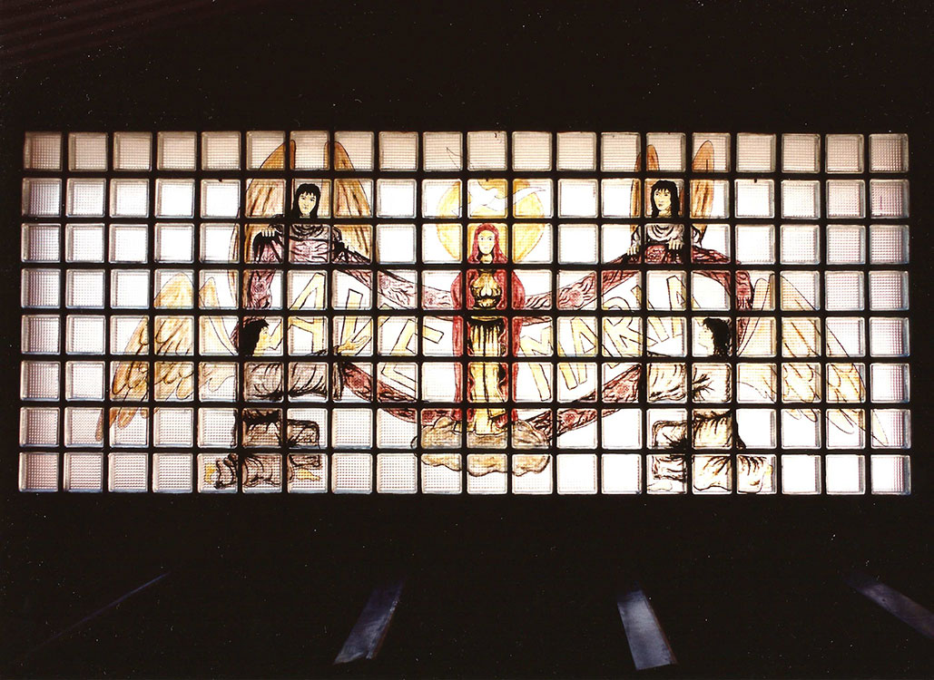Historia-imagenes-parroquia-los-alamos-73-vidriera-interior-parroquia-ave-maria-1995