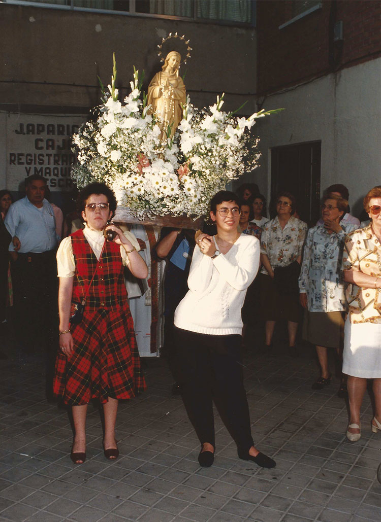 Historia-imagenes-parroquia-los-alamos-82-precesion-1996