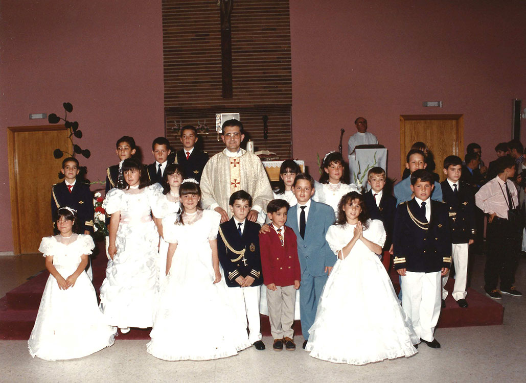 Historia-imagenes-parroquia-los-alamos-96-primeras-comuniones-1997